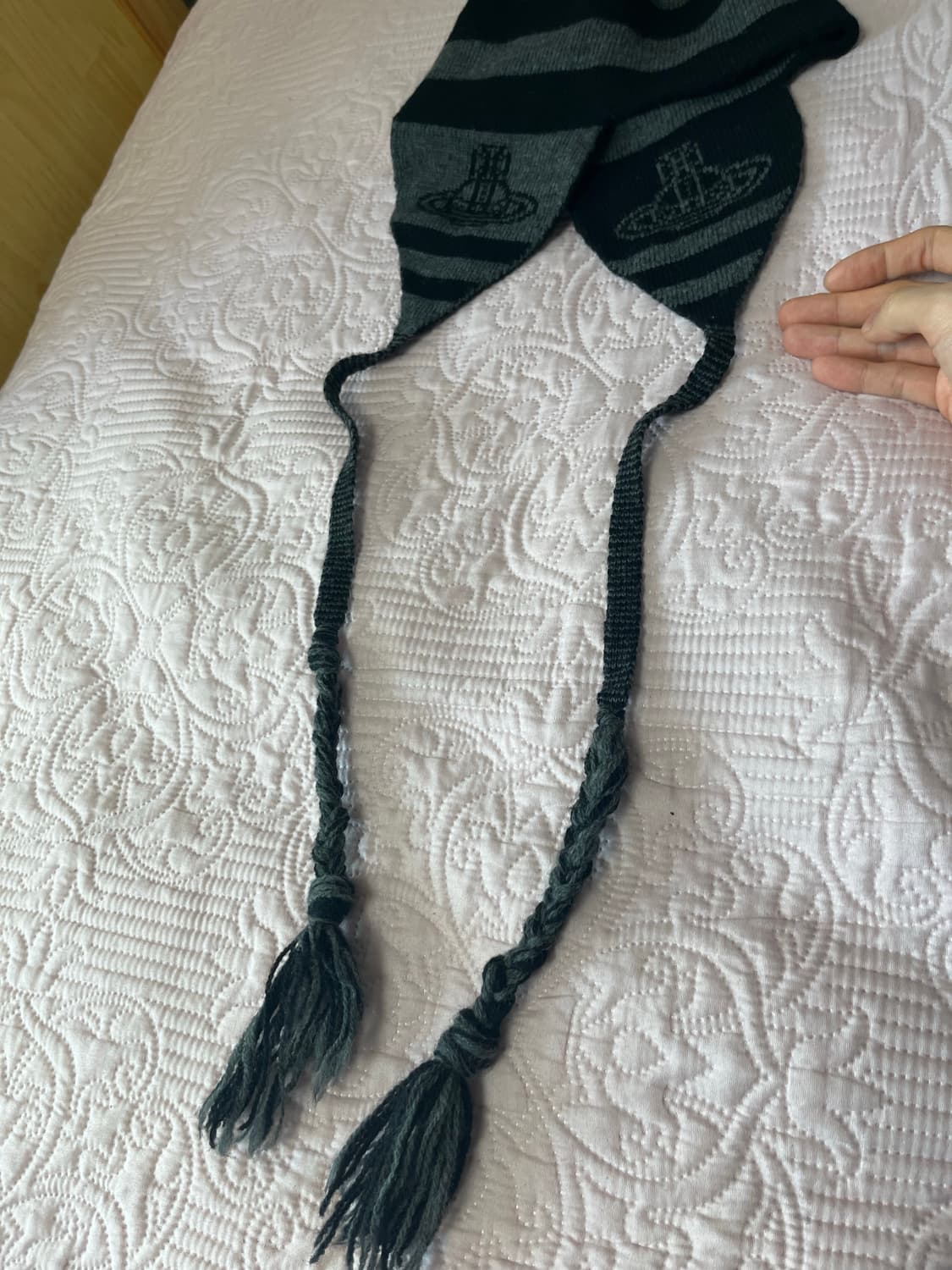 비비안웨스트우드 이어플랩 상품이미지3