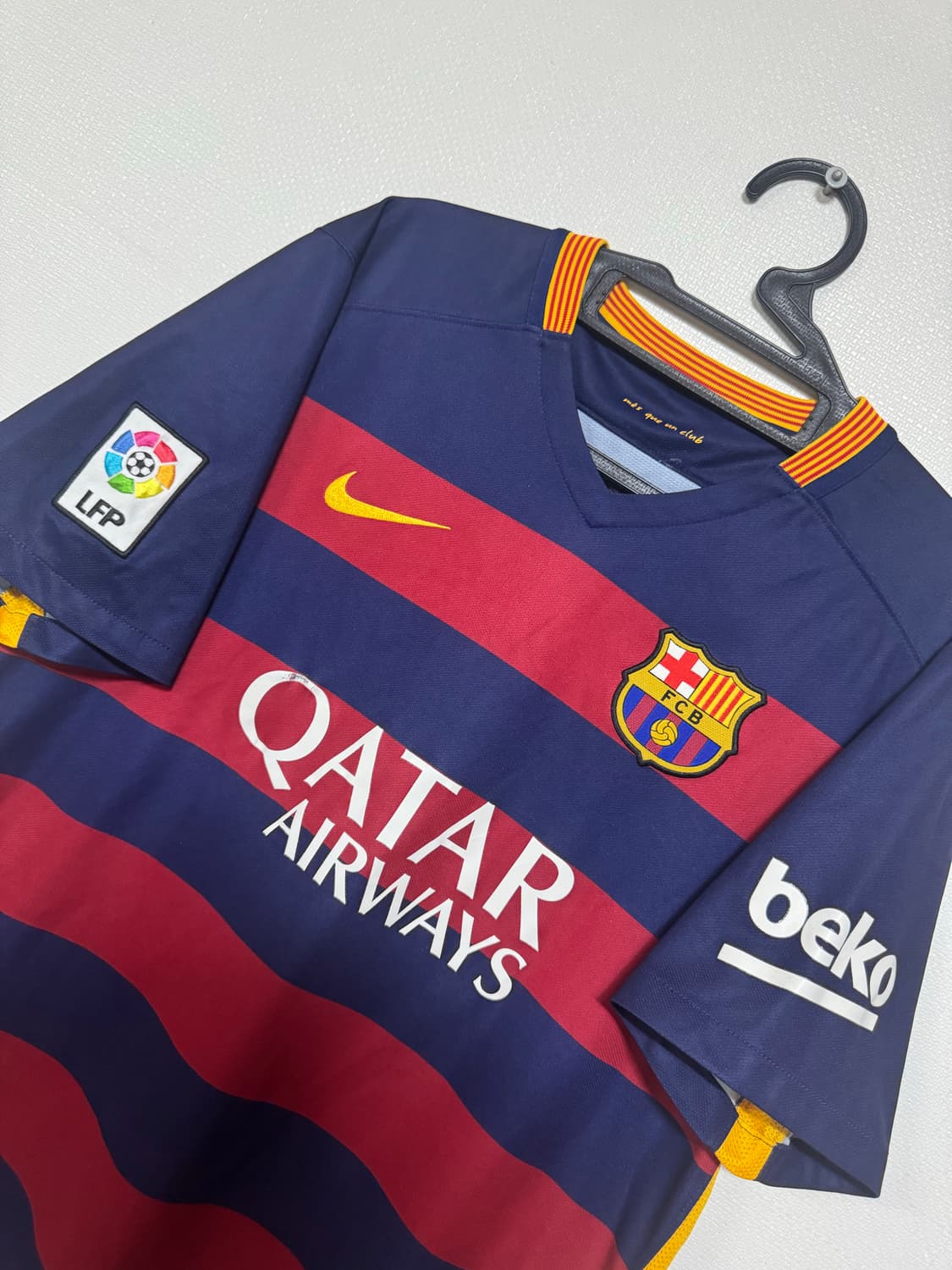 105 나이키 바르셀로나 15-16 네이마르 홈 유니폼 반팔 상품이미지2