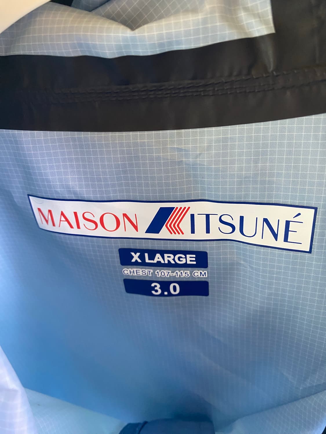 메종키츠네 K-WAY 콜라보 바람막이 상품이미지5