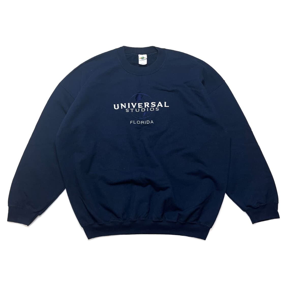 유니버셜스튜디오 00' 로고 자수 맨투맨 상품이미지1