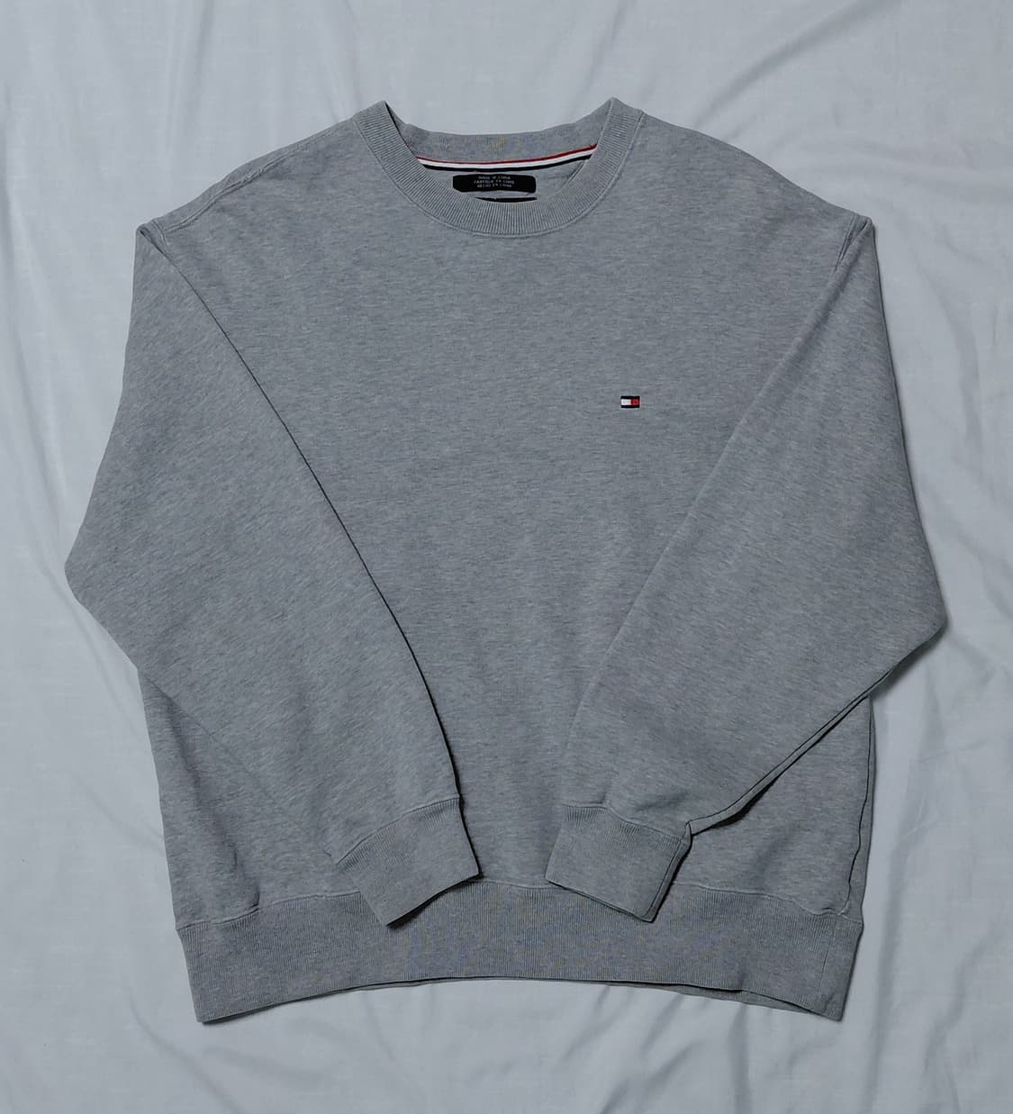 [M~L] 타미 힐피거 정품 클래식 로고 맨투맨 (그레이/기모없음) 상품이미지1