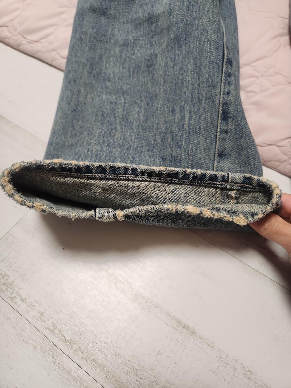 러프사이드 드레이프 데님 라이트블루 2사이즈 팝니다 상품이미지4