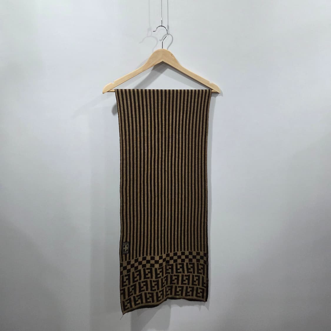 펜디 주카 머플러 상품이미지1