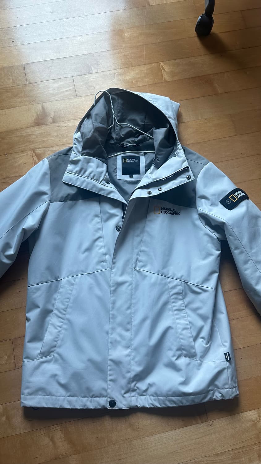 네셔널지오그래픽 바람막이 상품이미지1