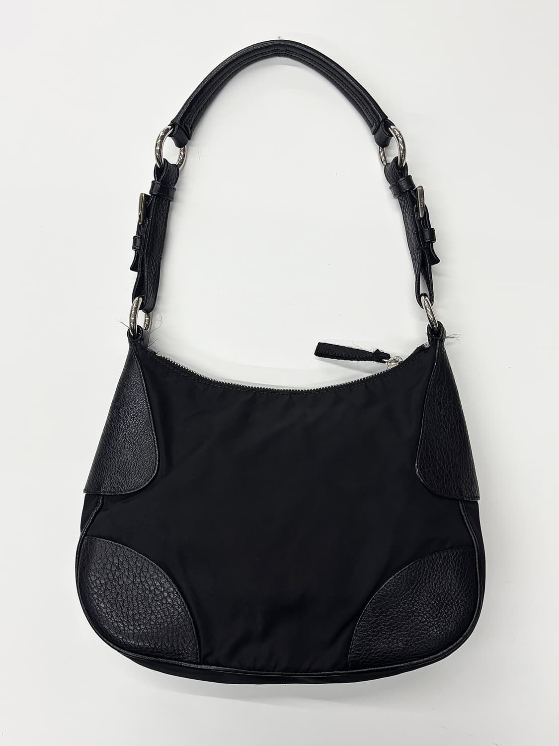Prada 프라다 포코노 아일렛 호보백 상품이미지4