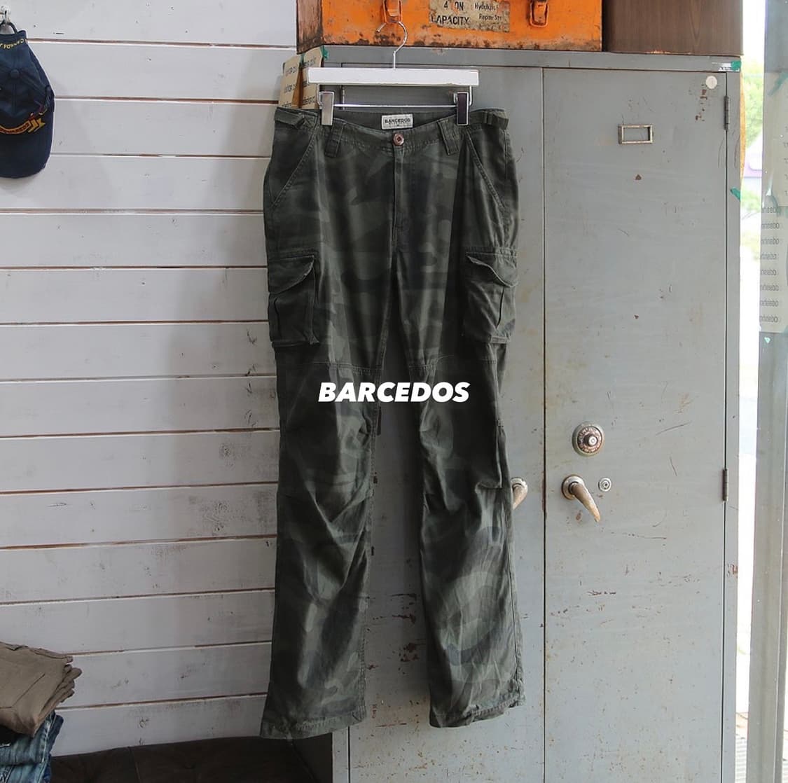 (착용컷) BARCEDOS 카모 카고 팬츠 (32.5) 상품이미지1