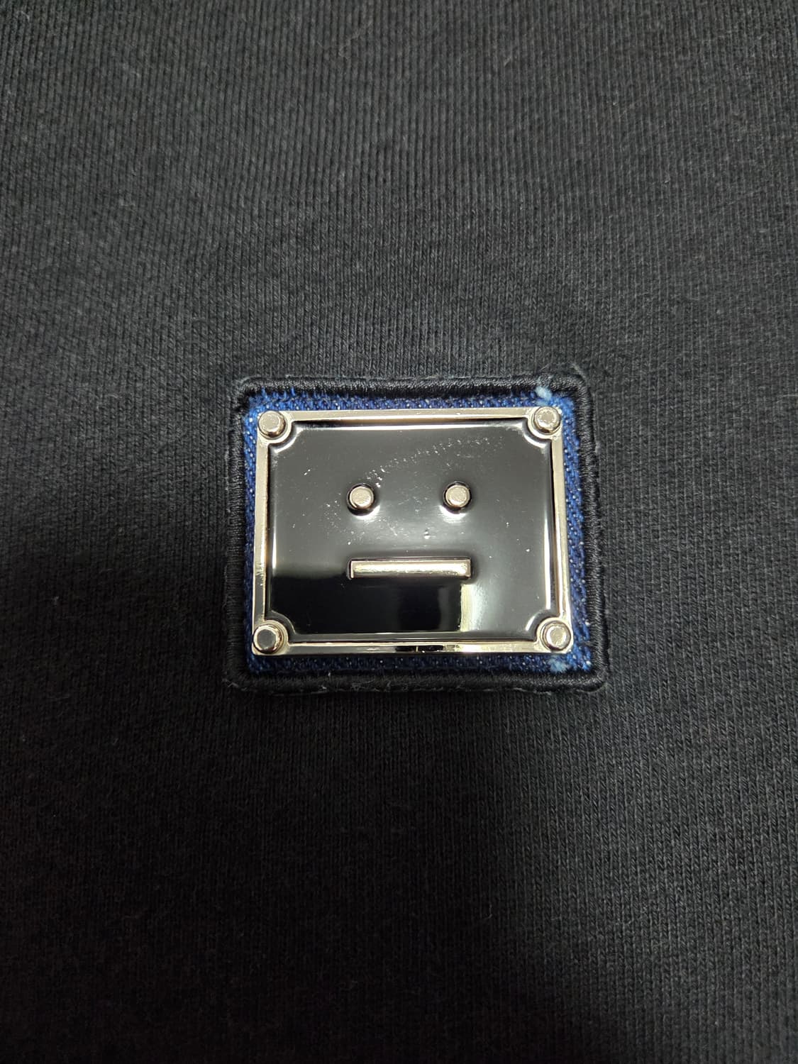 아크네스튜디오 메탈 페이스 오버사이즈 스웻셔츠 상품이미지7