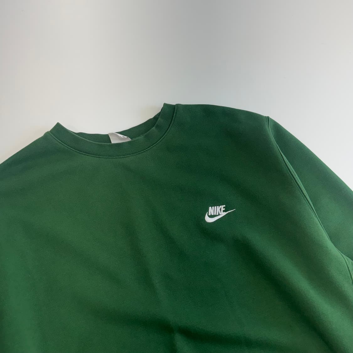 Nike 나이키 스몰로고 그린 맨투맨 상품이미지4