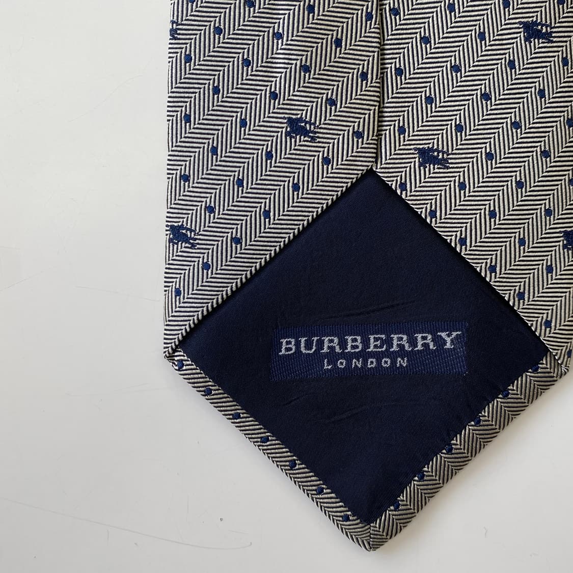 버버리 모노그램 명품 정품 넥타이 (Burberry) 상품이미지7