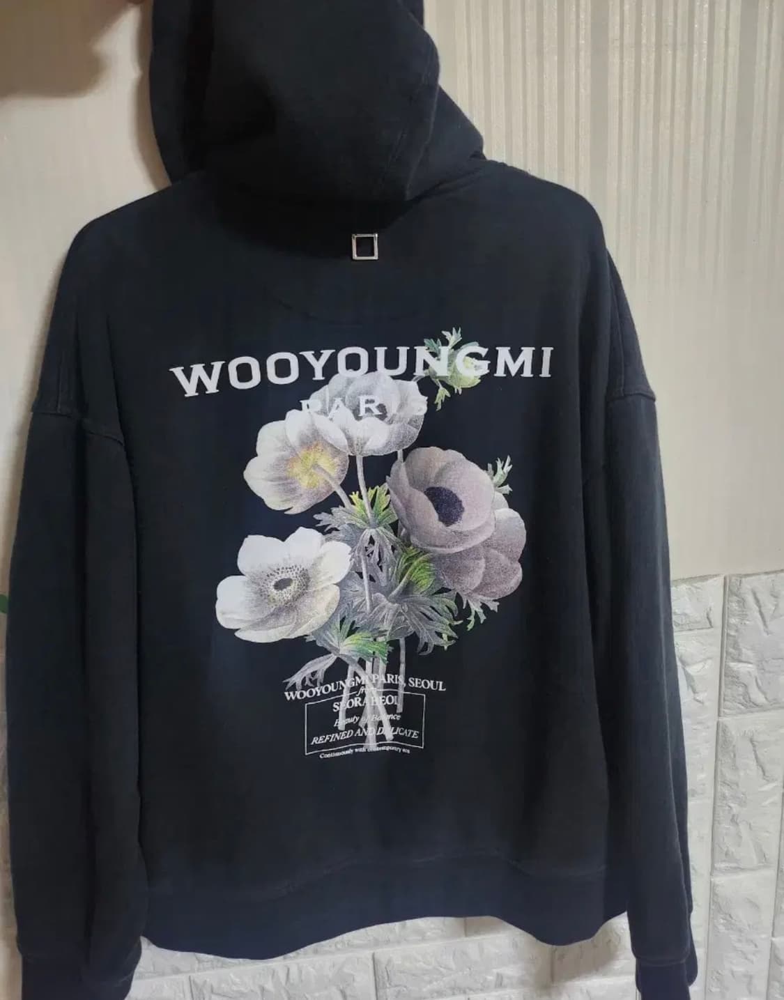 우영미 백플라워 후드티23fw 48사이즈 상품이미지1
