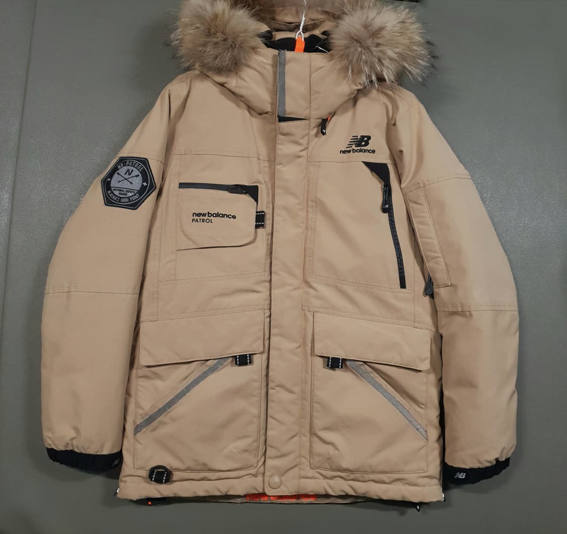 여성 M) 뉴발란스 패트롤 구스 다운 후드 퍼 패딩 점퍼 자켓 베이지 상품이미지1