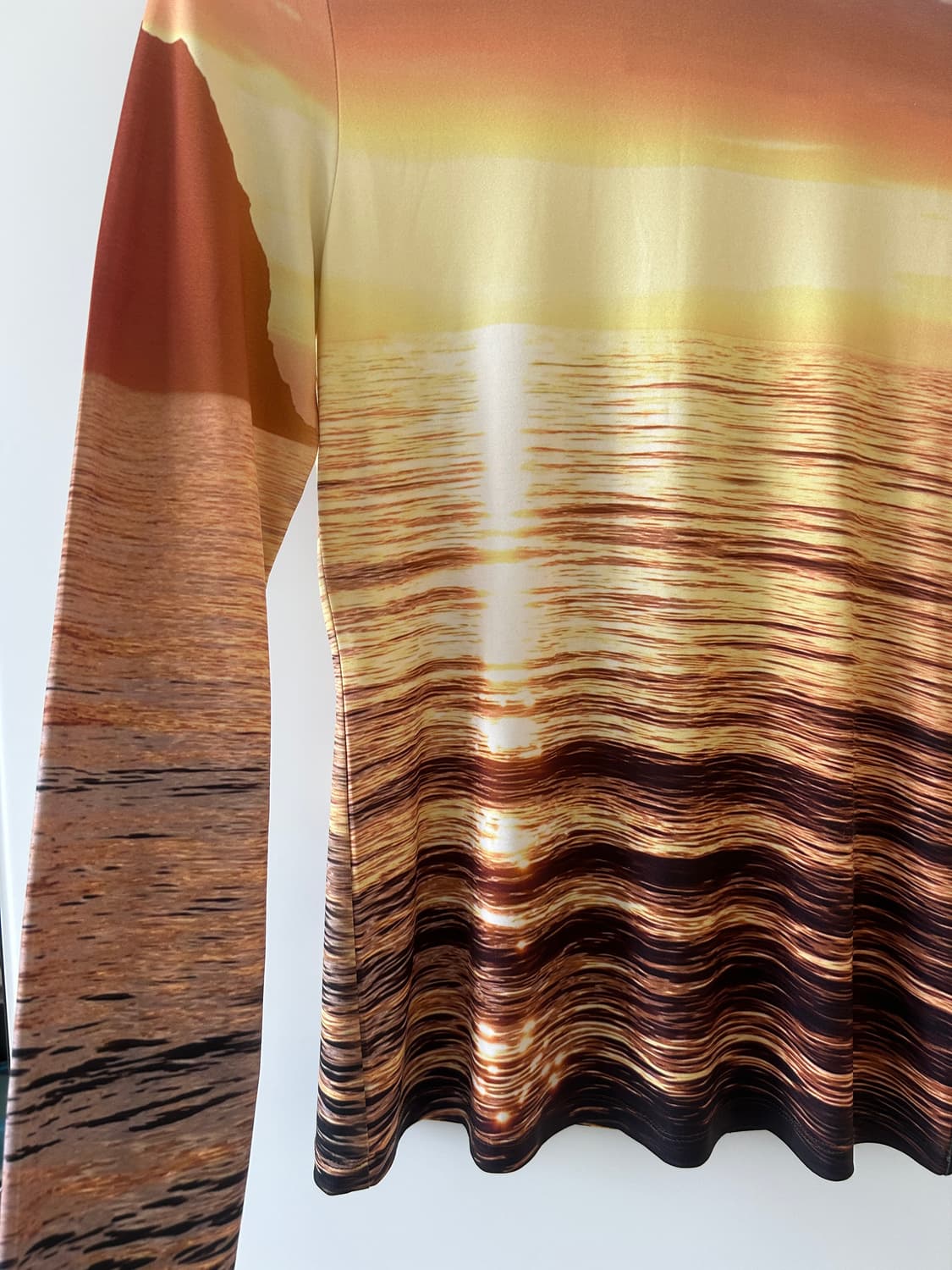 앤아더스토리즈 선셋 티셔츠 상품이미지2