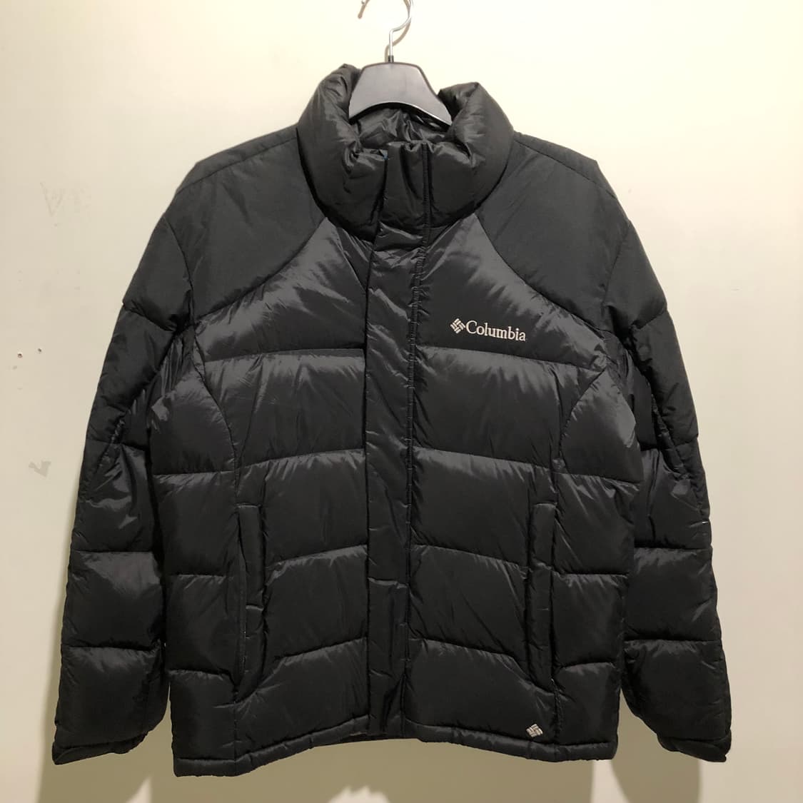 콜롬비아 패딩 상품이미지1