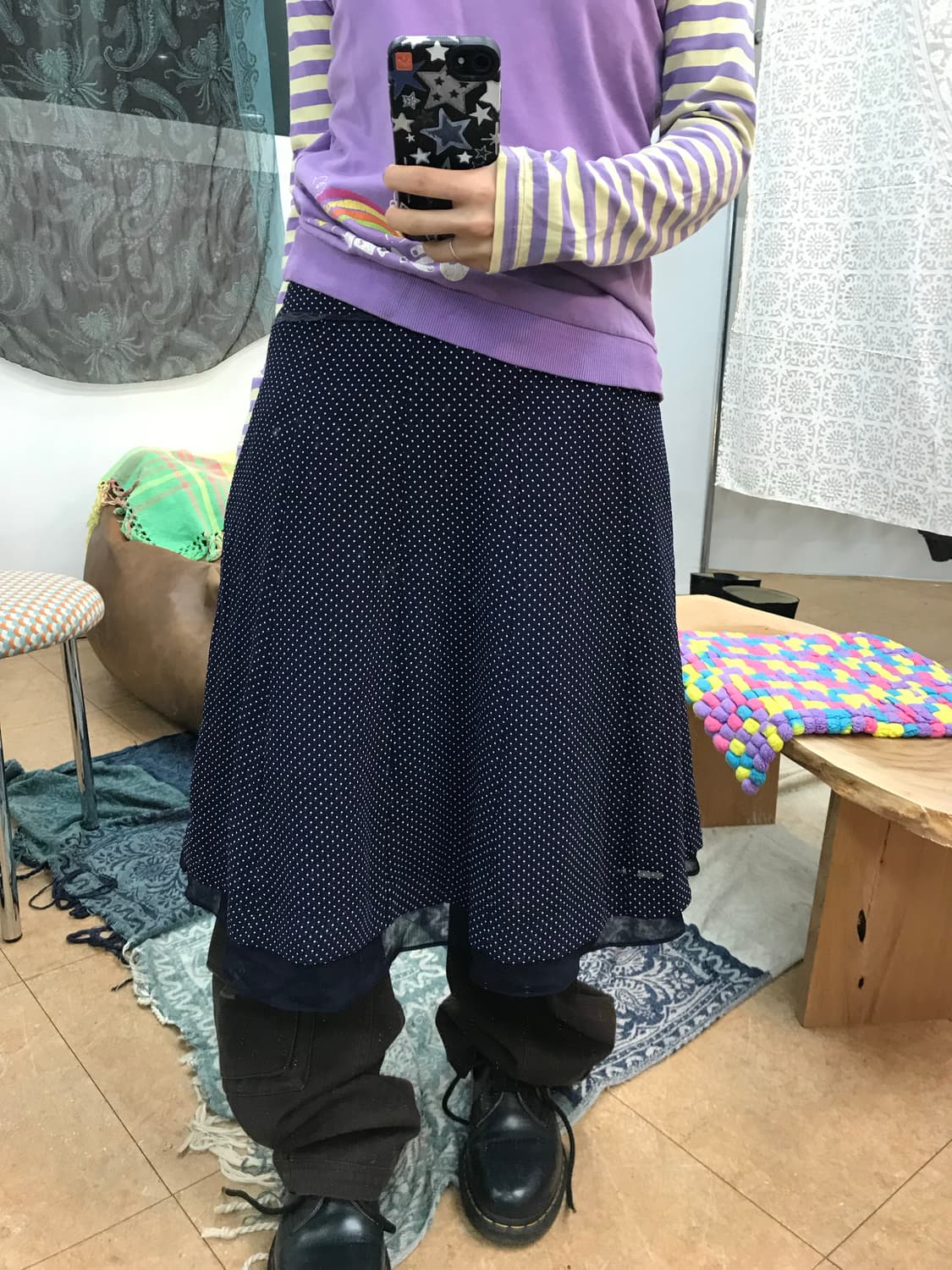 도트 레이스 디테일 미디스커트  상품이미지1