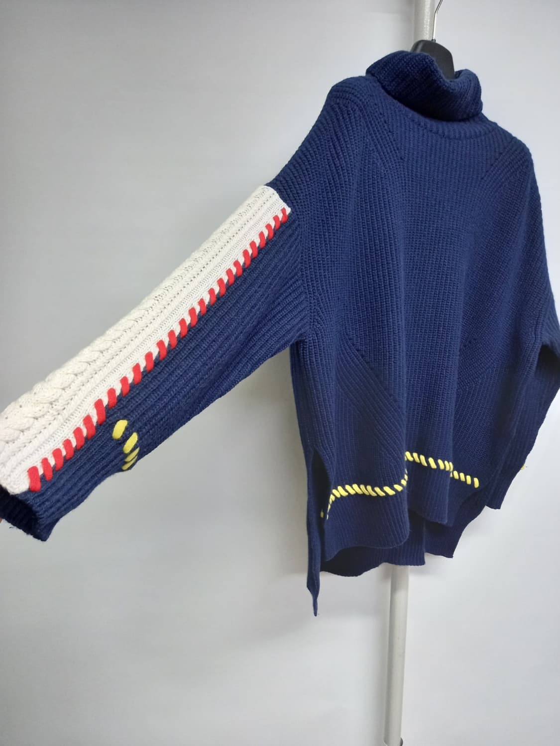 SJYP 춘추동 하이넥 언발 풀오버스웨터 44-66 상품이미지6