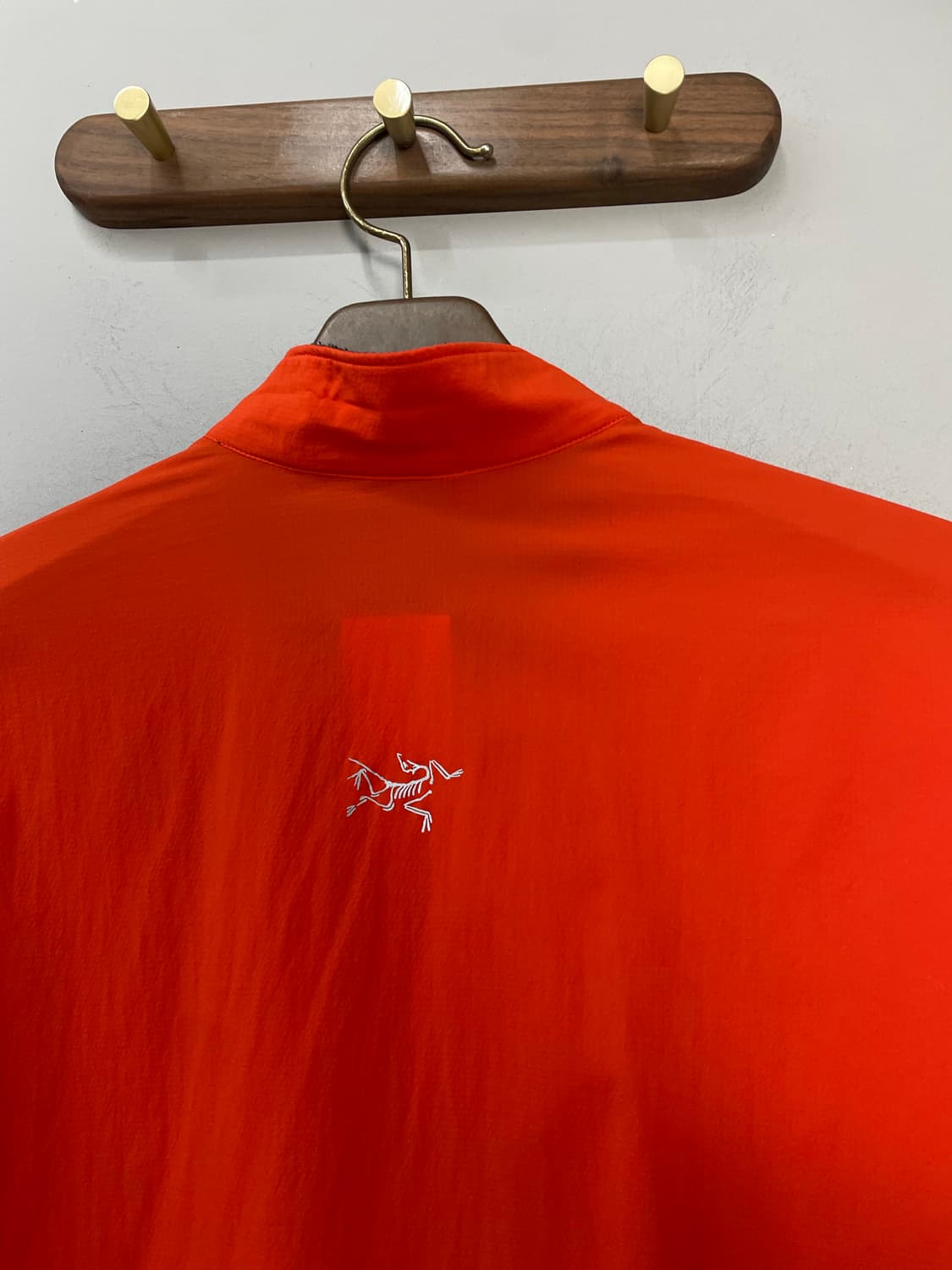 아크테릭스 오렌지 경량 나일론 바람막이 H2006 상품이미지5