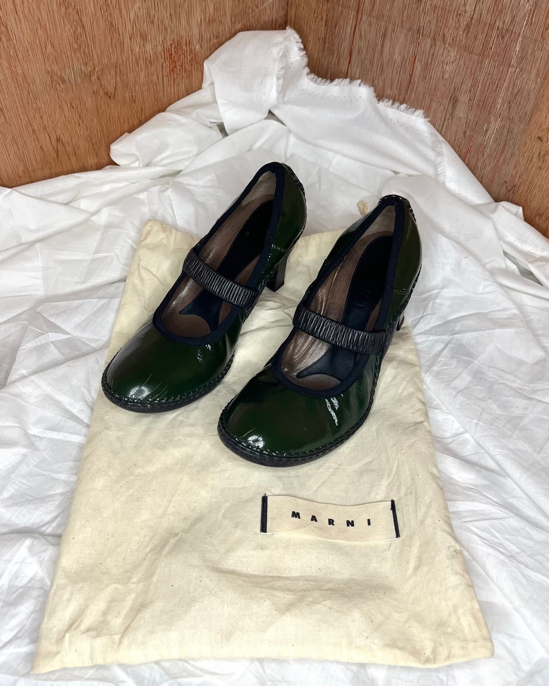 마르니 그린 페이턴트 메리제인 미드힐 펌프스 상품이미지1