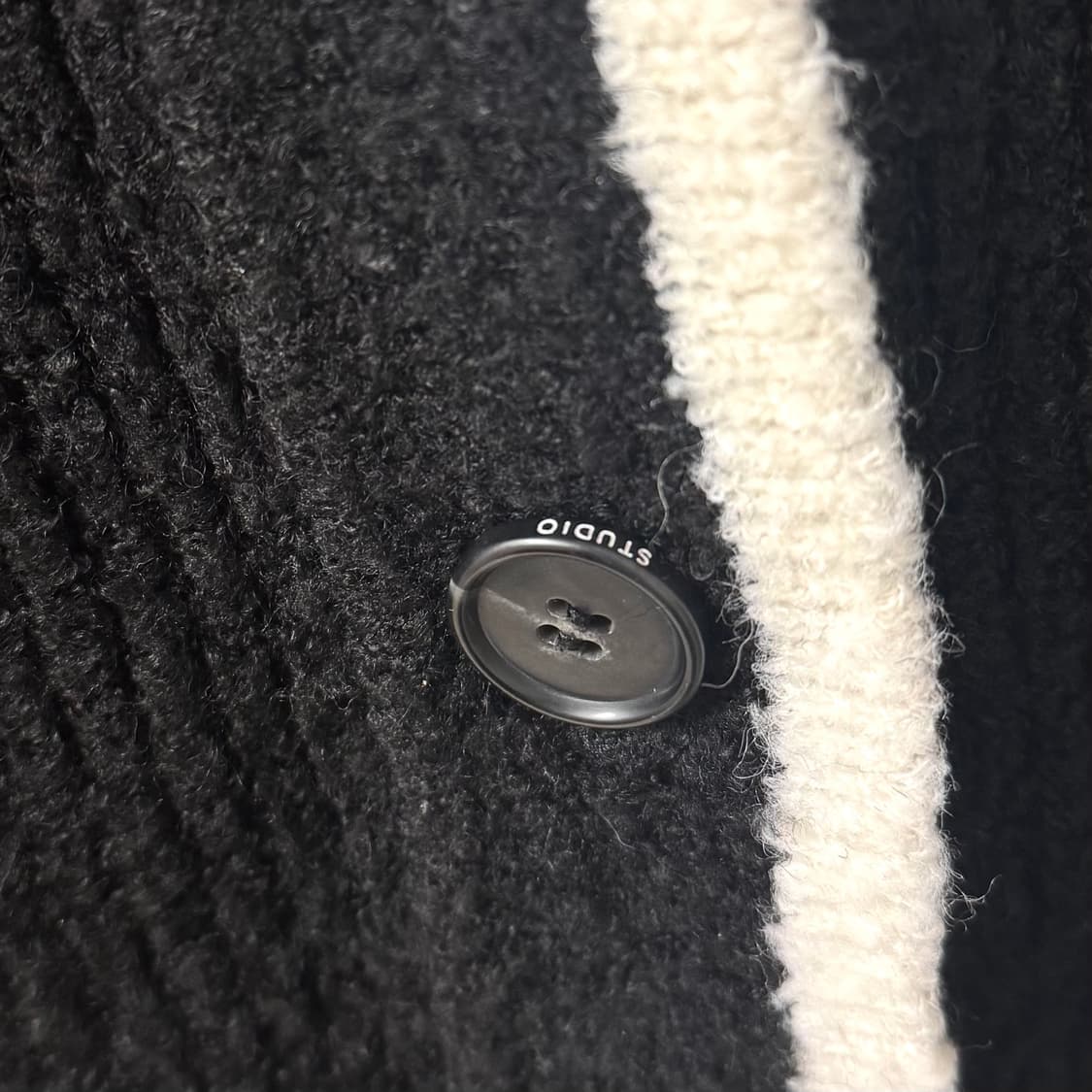 스튜디오톰보이 울 혼방 오버핏 가디건 상품이미지4