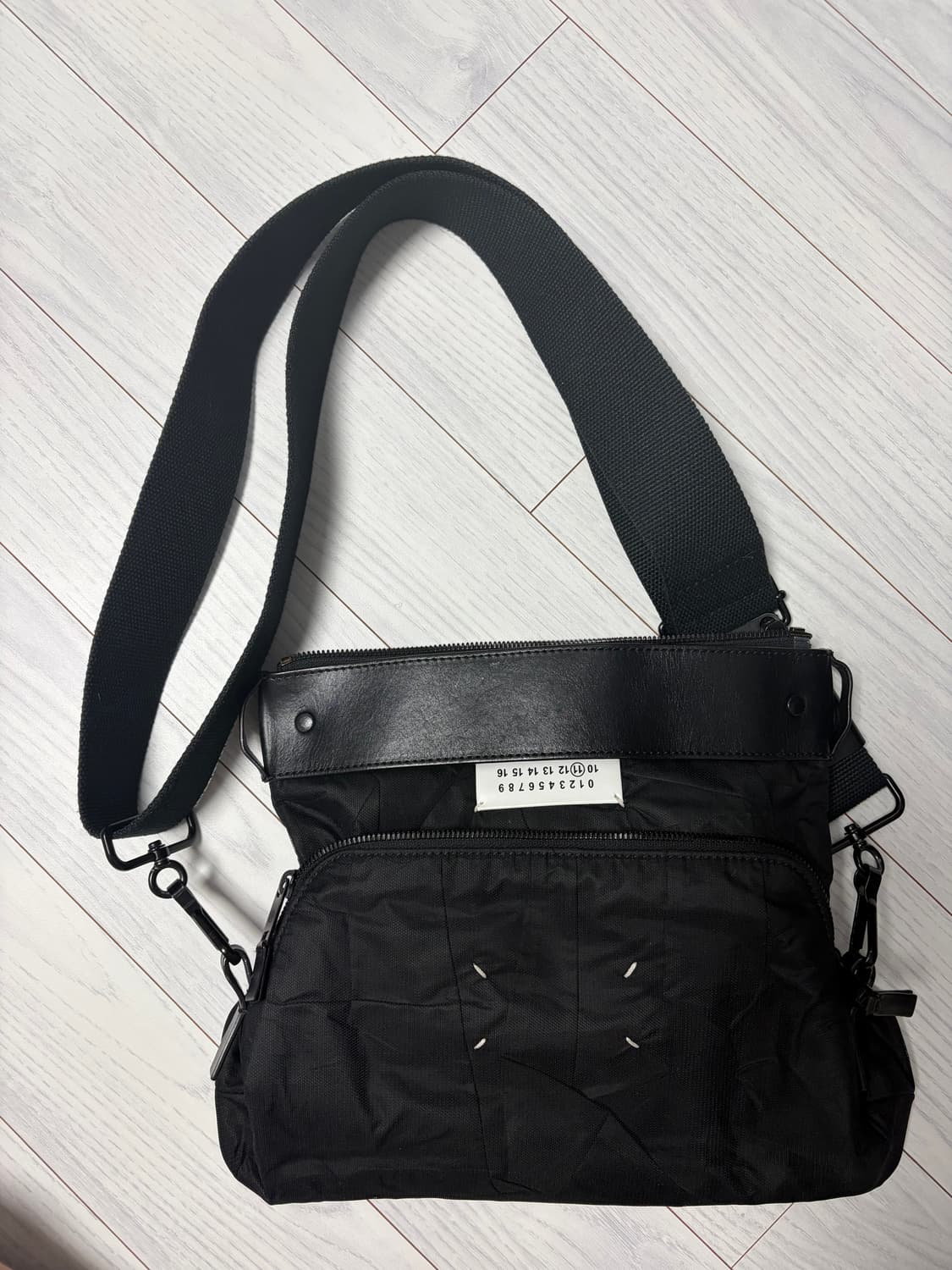 마르지엘라 크로스백 상품이미지1