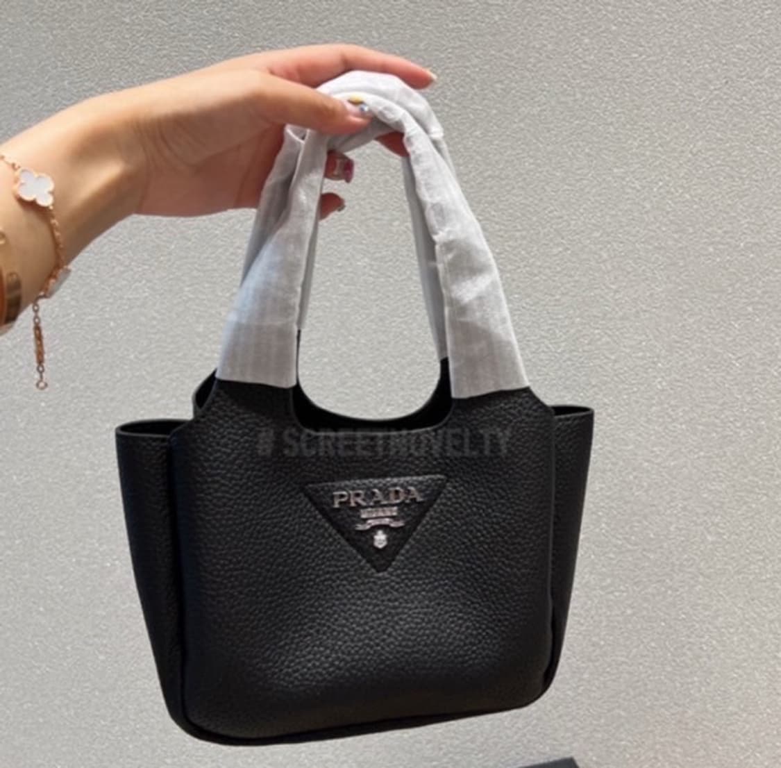 프라다 뷰티 레더 미니 토드백 블랙 풀박스 무료배송 상품이미지4