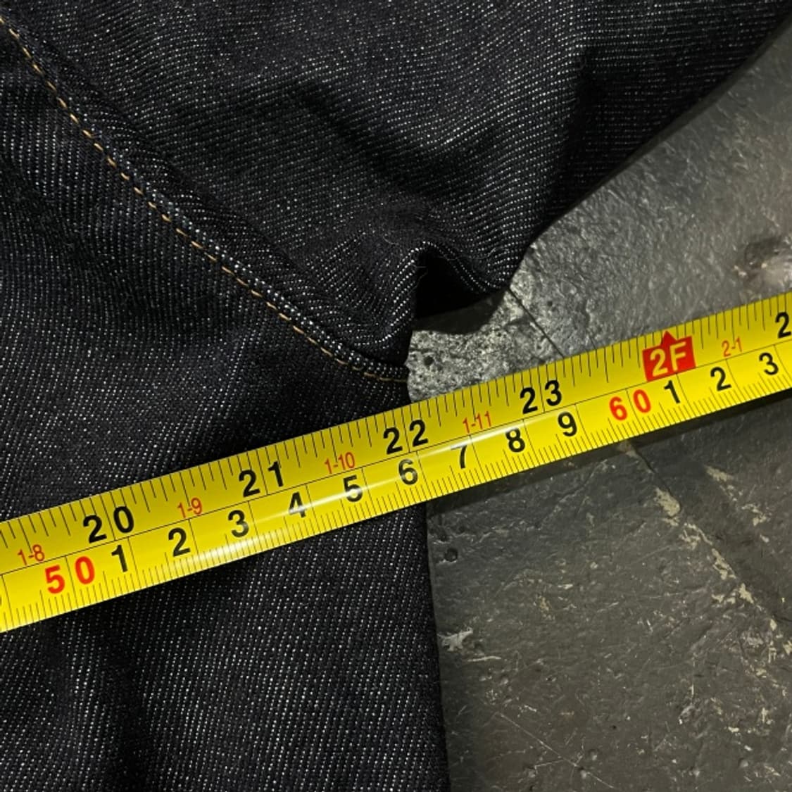 보브(VOV) 포켓 크롭 데님 자켓 상품이미지6