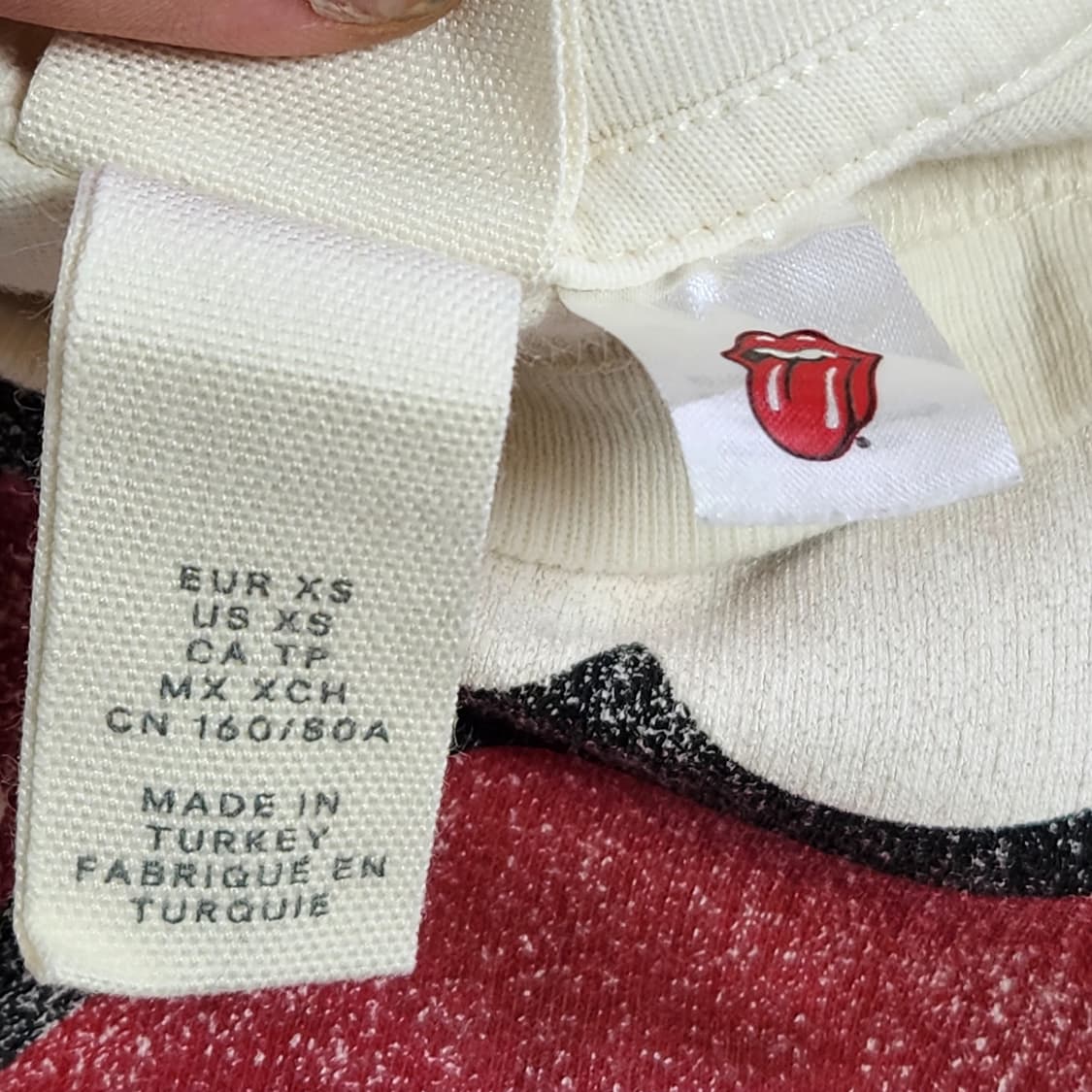 Roling Stones X H&M 로고 빈티지 화이트 반팔티 (XS) 상품이미지4