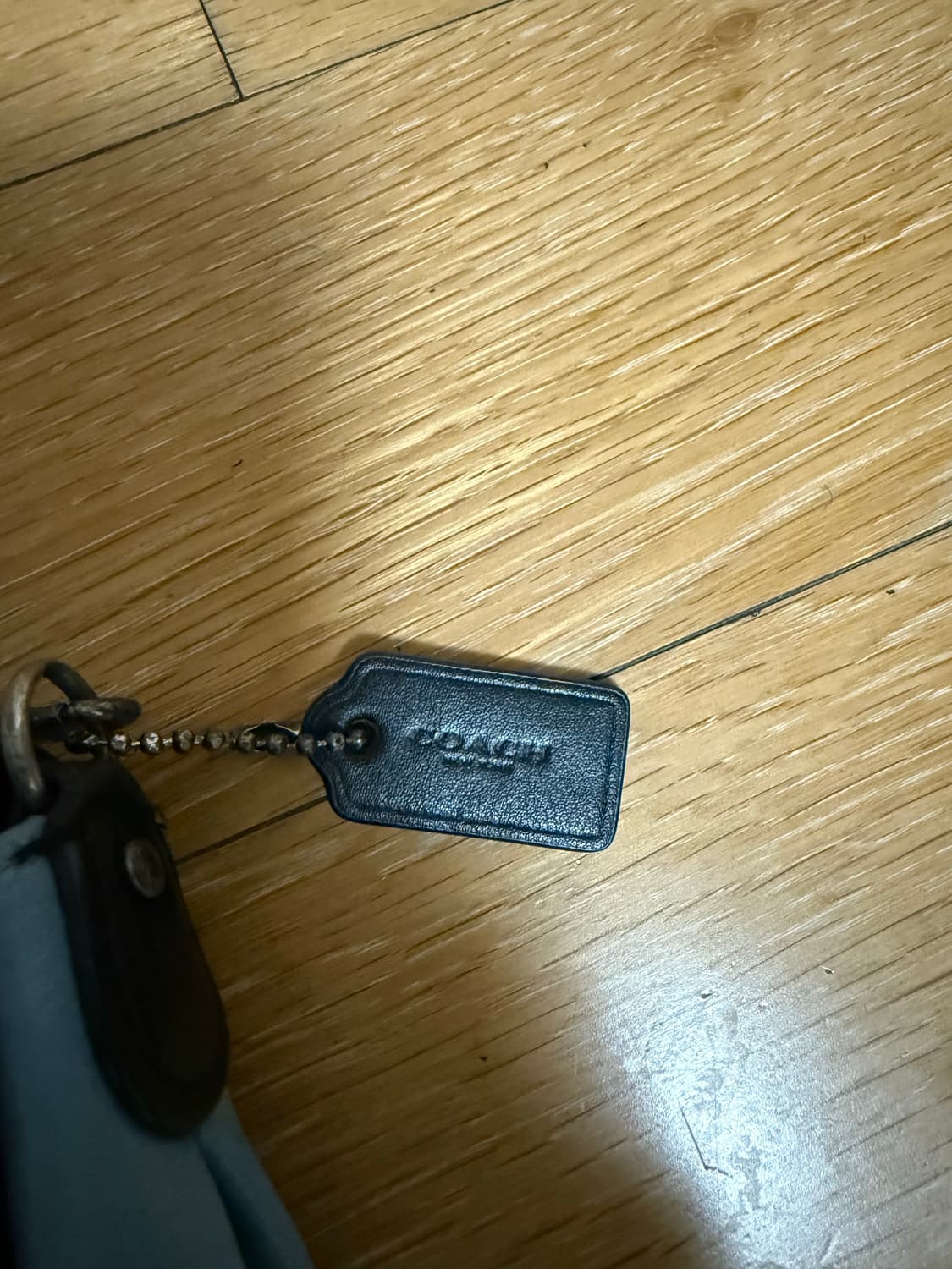 코치(Coach)의 플로럴 프린트 리버서블 크로스백  상품이미지8