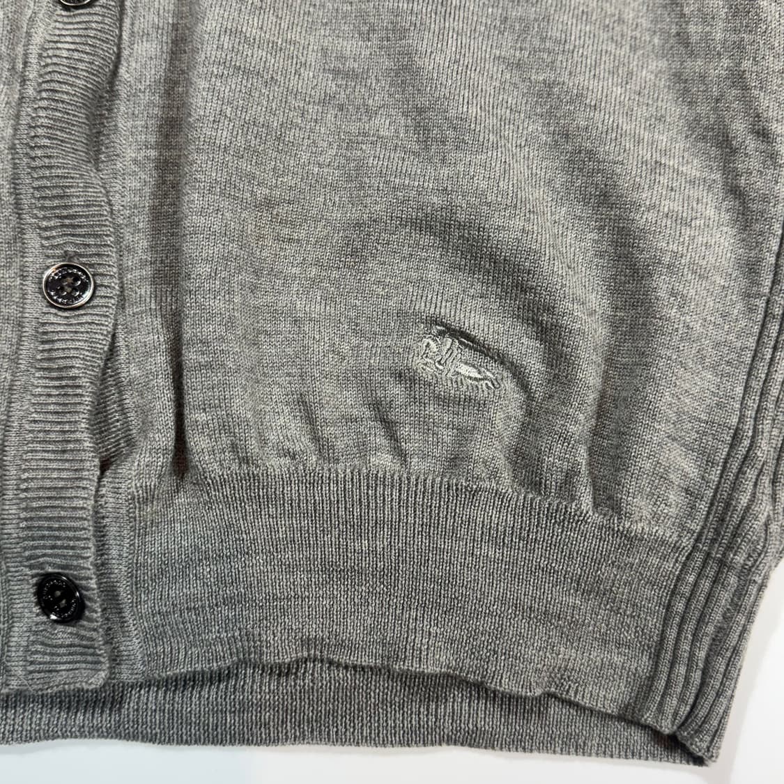 버버리 클래식 니트 가디건 그레이 상품이미지2