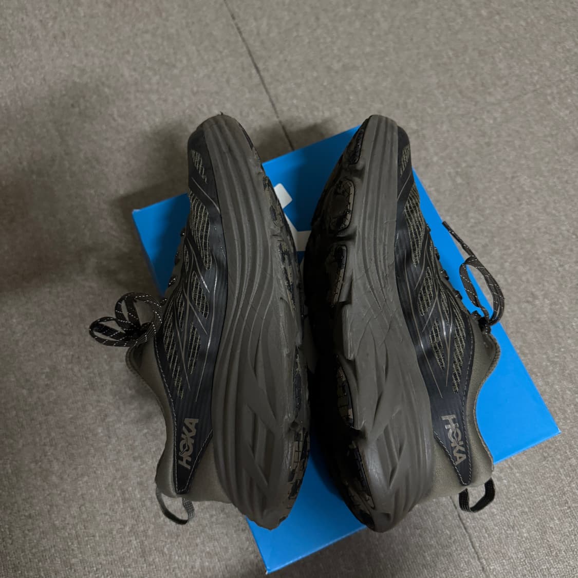 Hoka 호카 본디8 TS 케이지 딥 엄버 260  상품이미지3