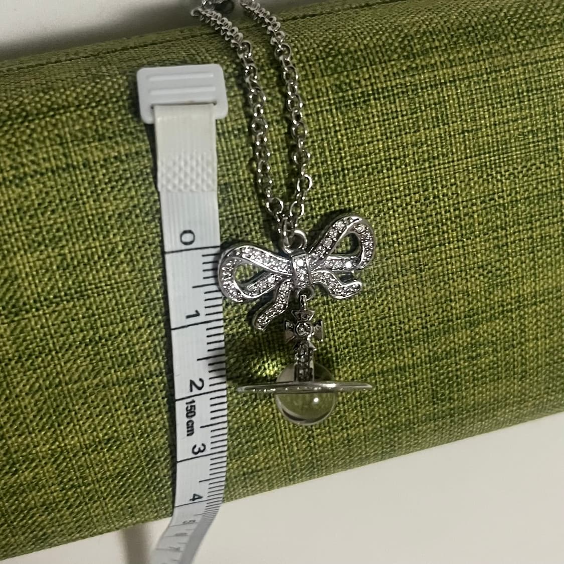 비비안웨스트우드 옥타비에 목걸이 투명 상품이미지3