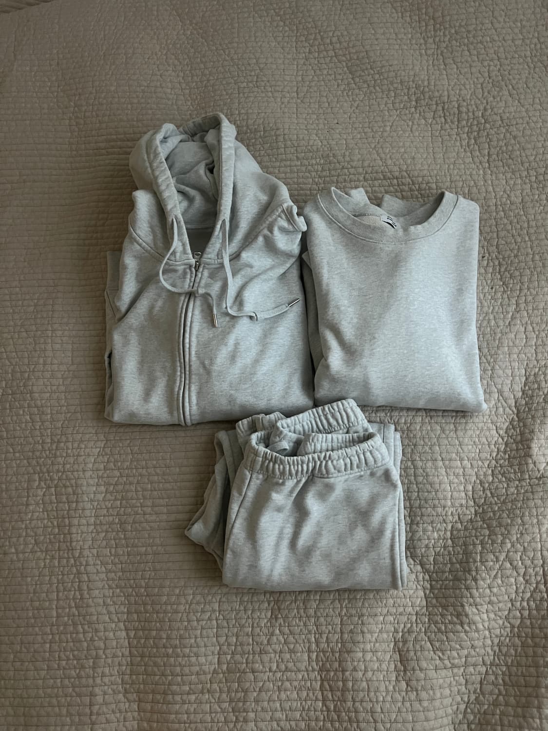 무신사 스탠다드 후드,맨투맨,팬츠 3가지 일괄판매 상품이미지1