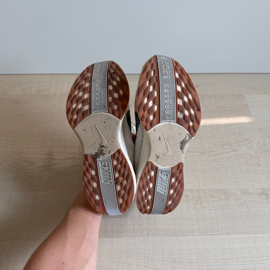 나이키 페가수스 플러스 러닝화 상품이미지4