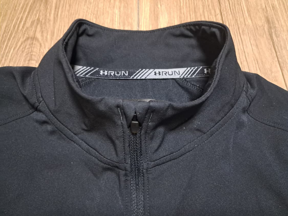 언더아머 런닝집업 M 상품이미지4