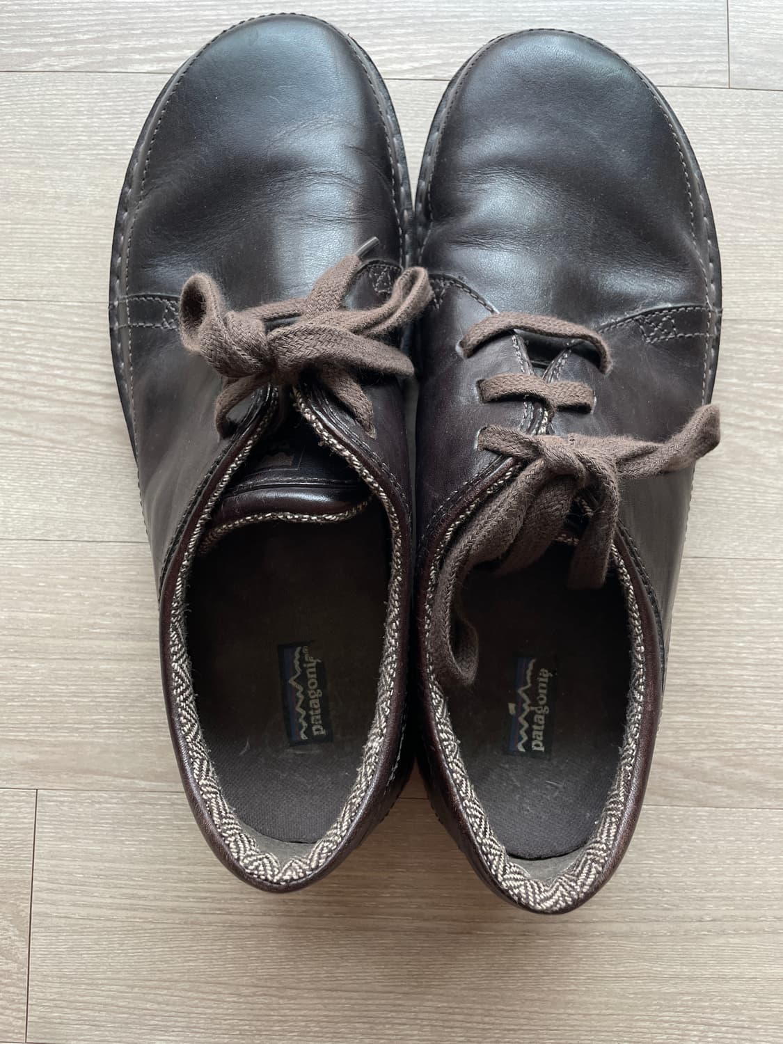 파타고니아 loulu 룰루 레더 슈즈 벨벳 브라운 상품이미지4