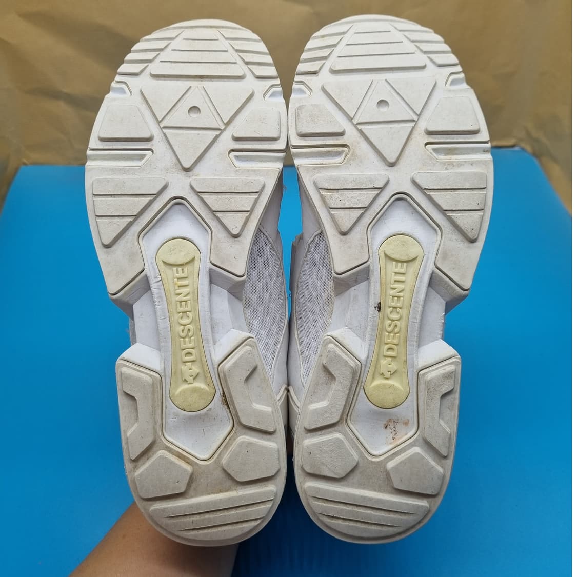 데상트 벨크로 운동화 250 상품이미지3