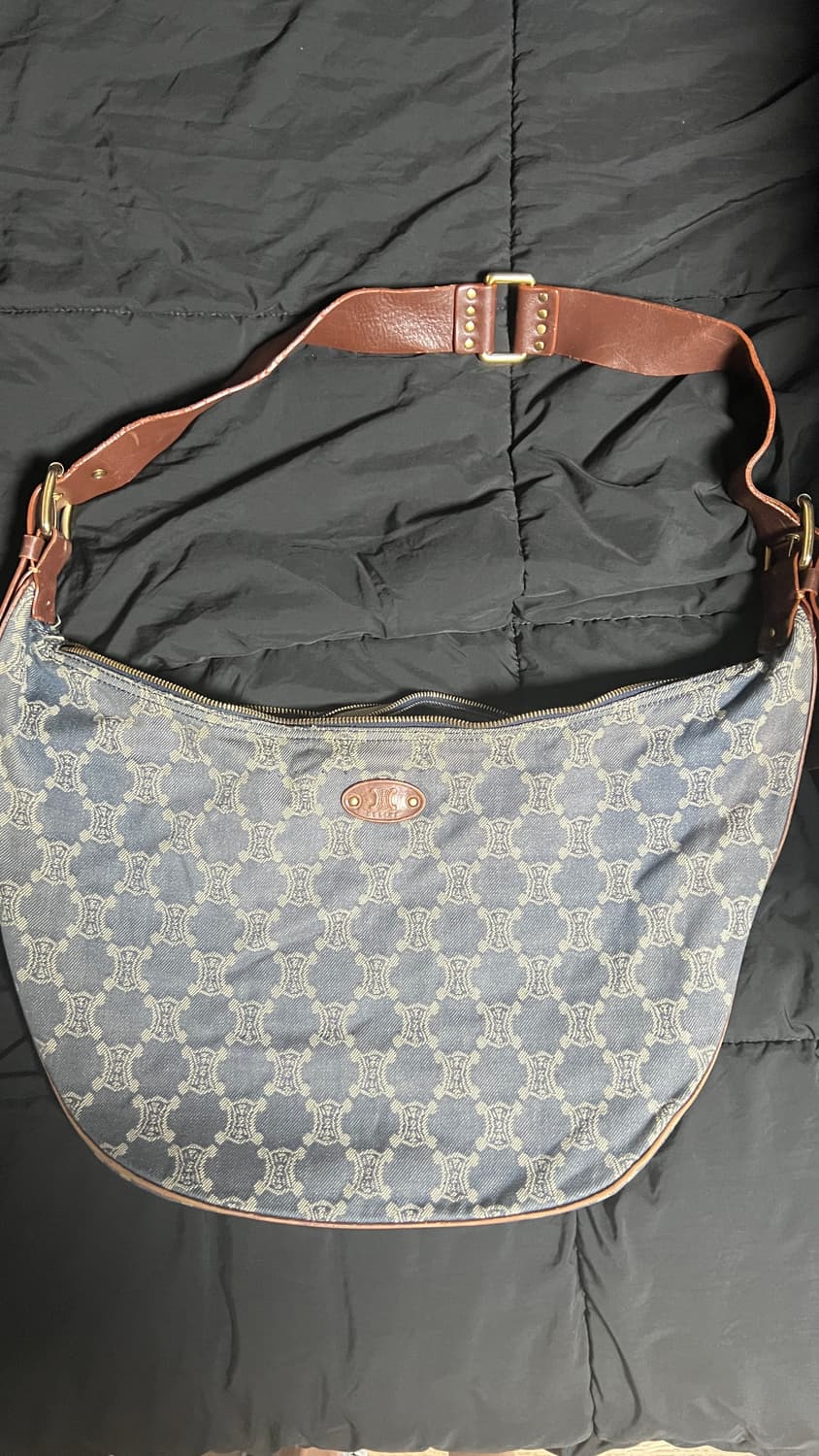 올드 셀린느 데님 트리옹프 패턴 크로스백 상품이미지1