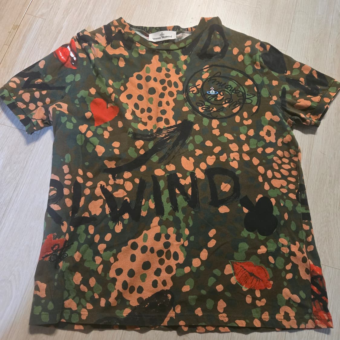 비비안웨스트우드 반팔 상품이미지1