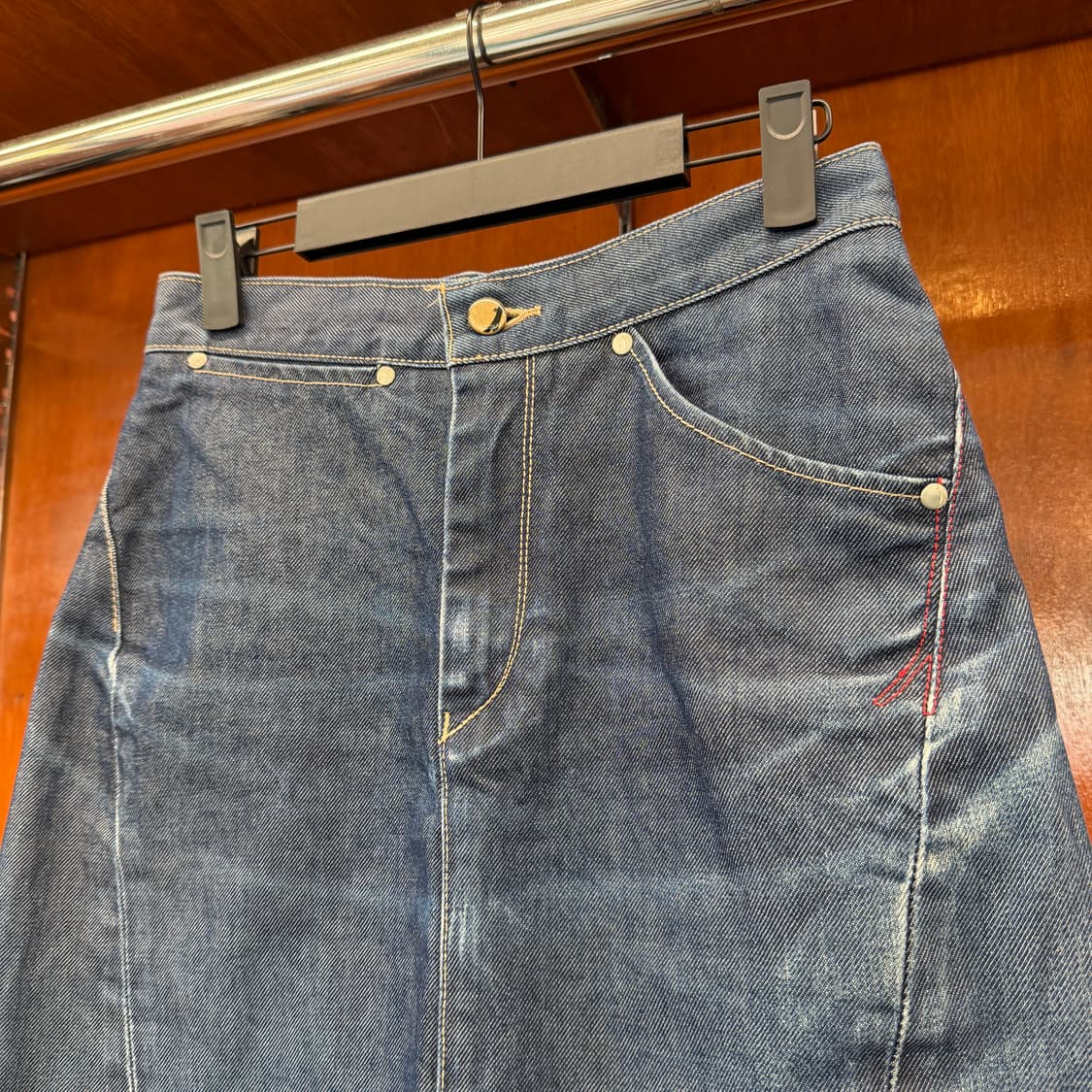 리바이스 엔지니어드 진 데님 스커트 [ 28 ] 상품이미지2