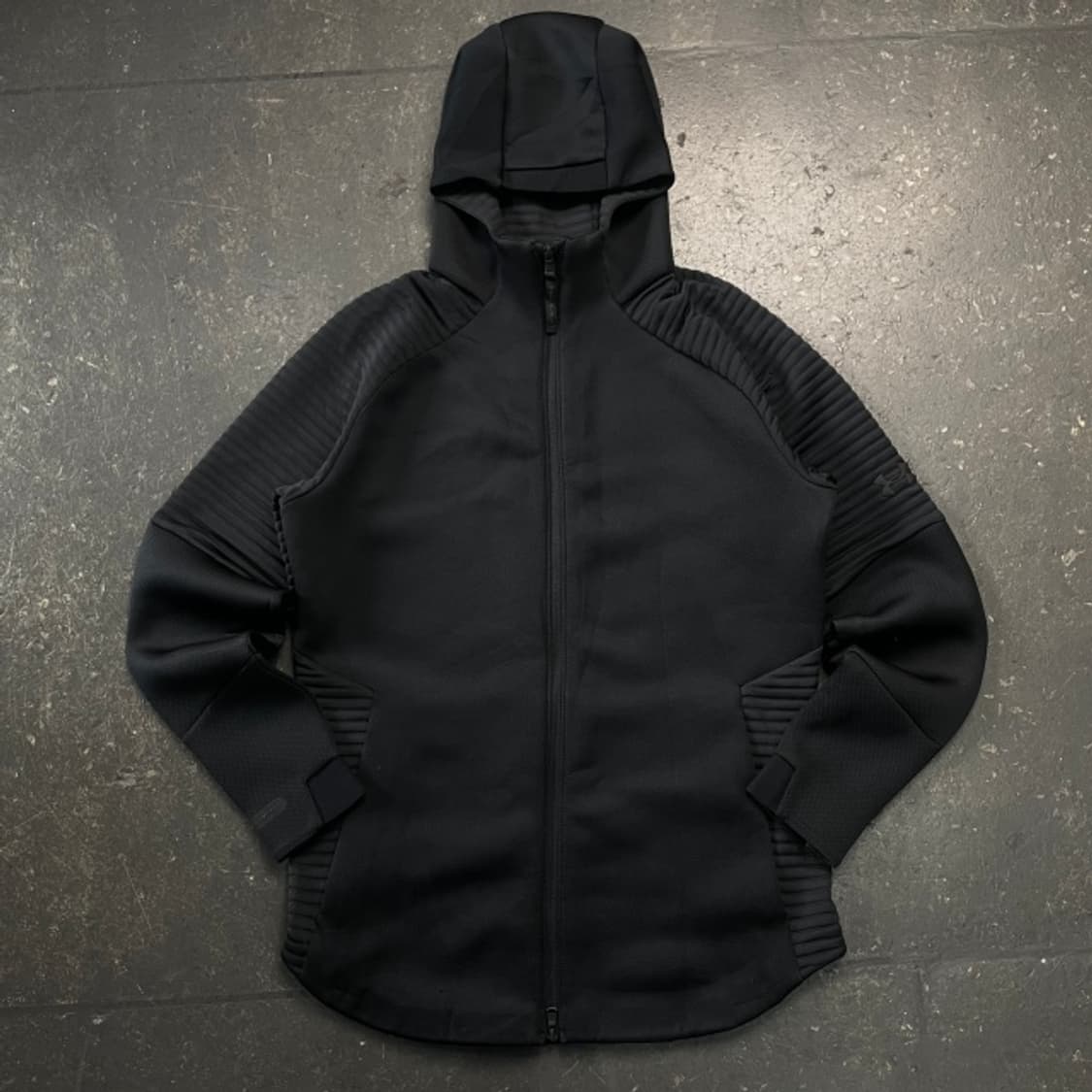 105 언더아머 무브 에어캡 후드 자켓  상품이미지1