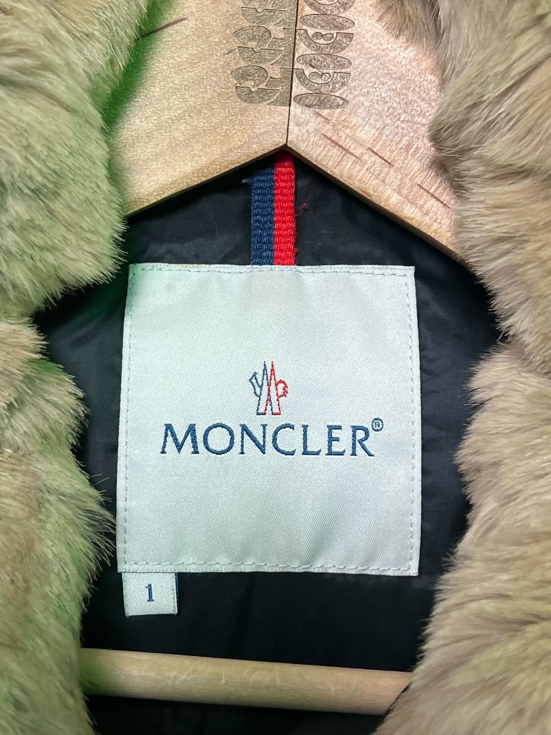 몽클레르 다운 재킷 블랙 1 (S) 상품이미지4