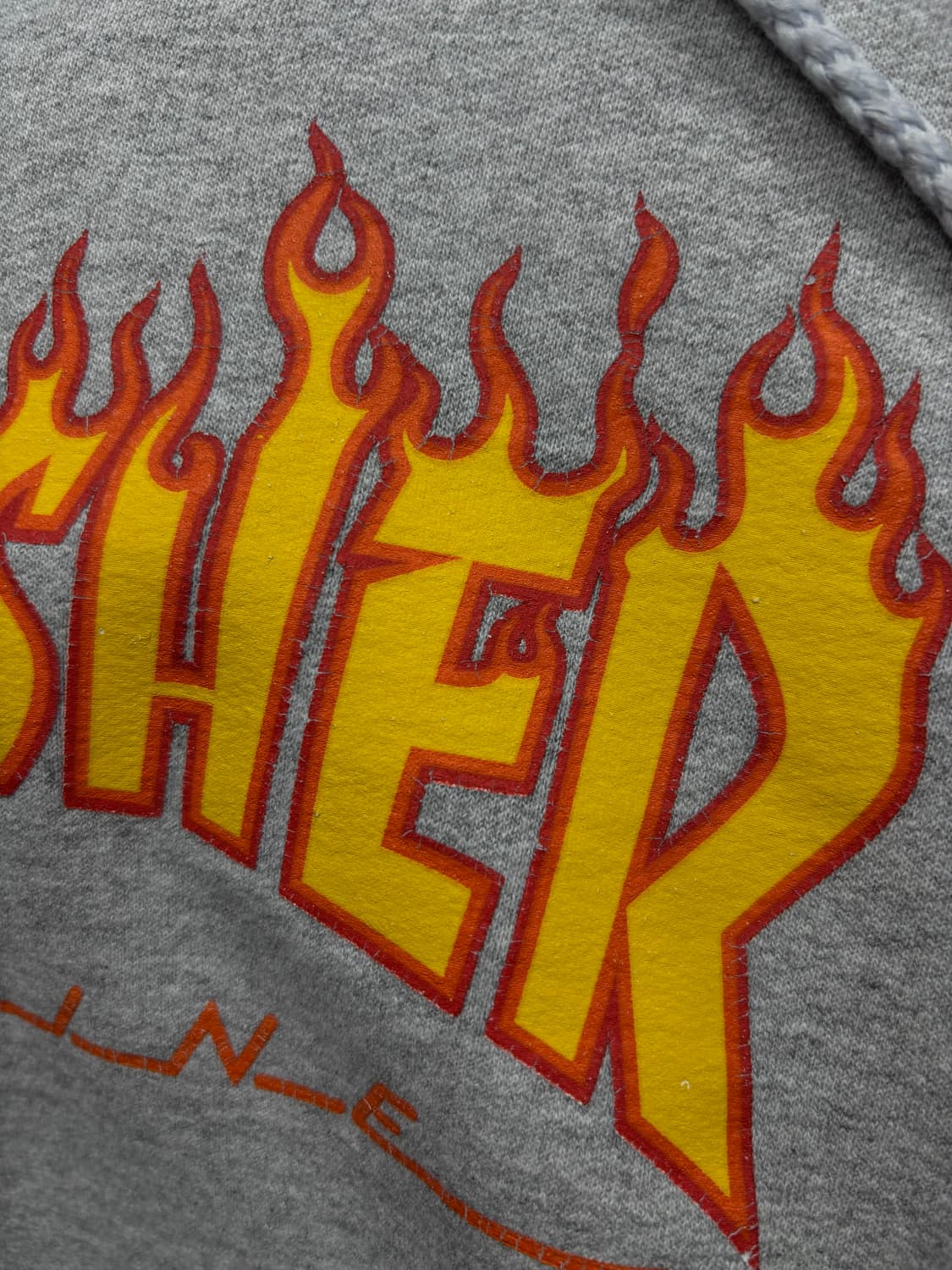 트레셔 플레임 로고 후드티 상품이미지7