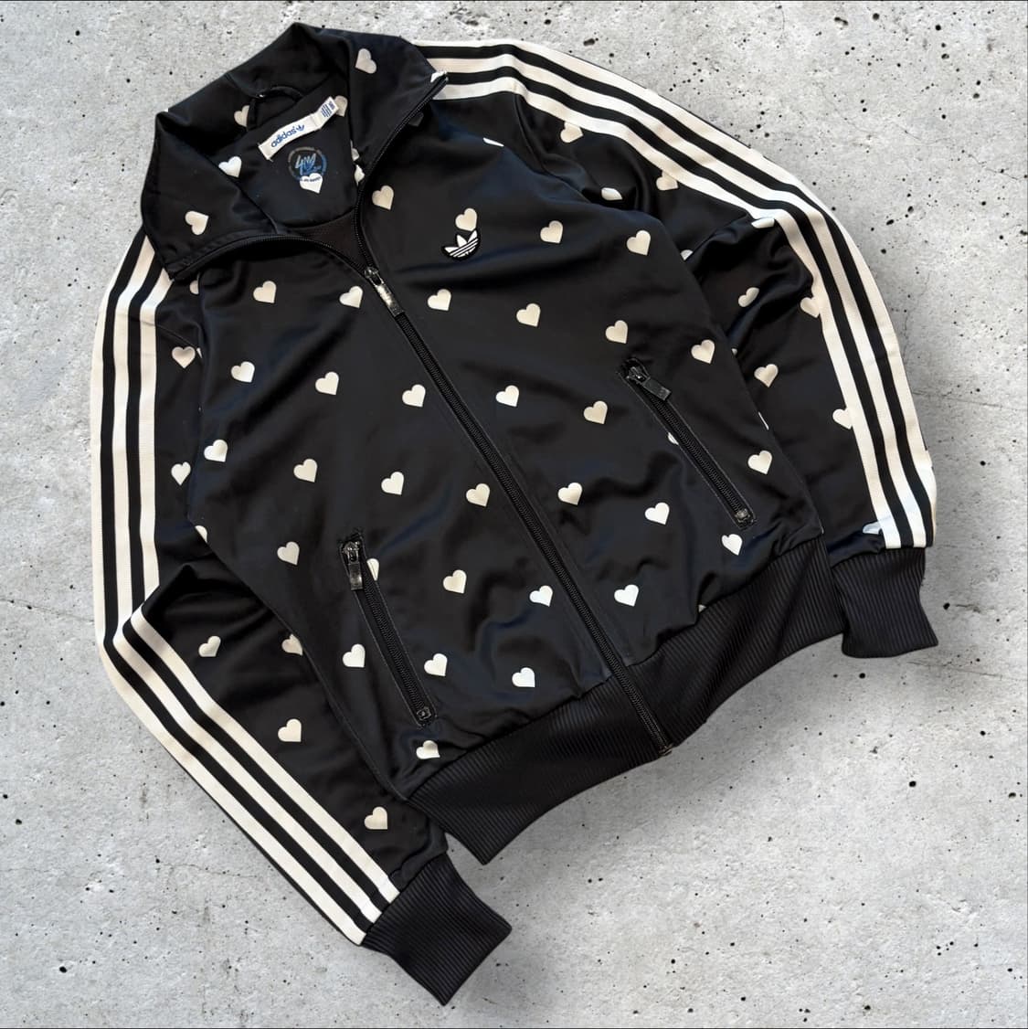 [85] 아디다스 블랙 하트 도트 삼선 트랙탑 져지 집업 D114 상품이미지1