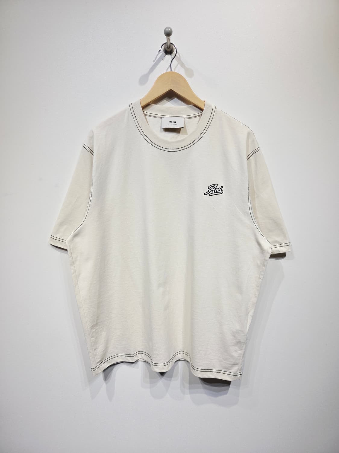 AMI 아미 시그니처 로고 스티치 반팔 티셔츠 상품이미지2