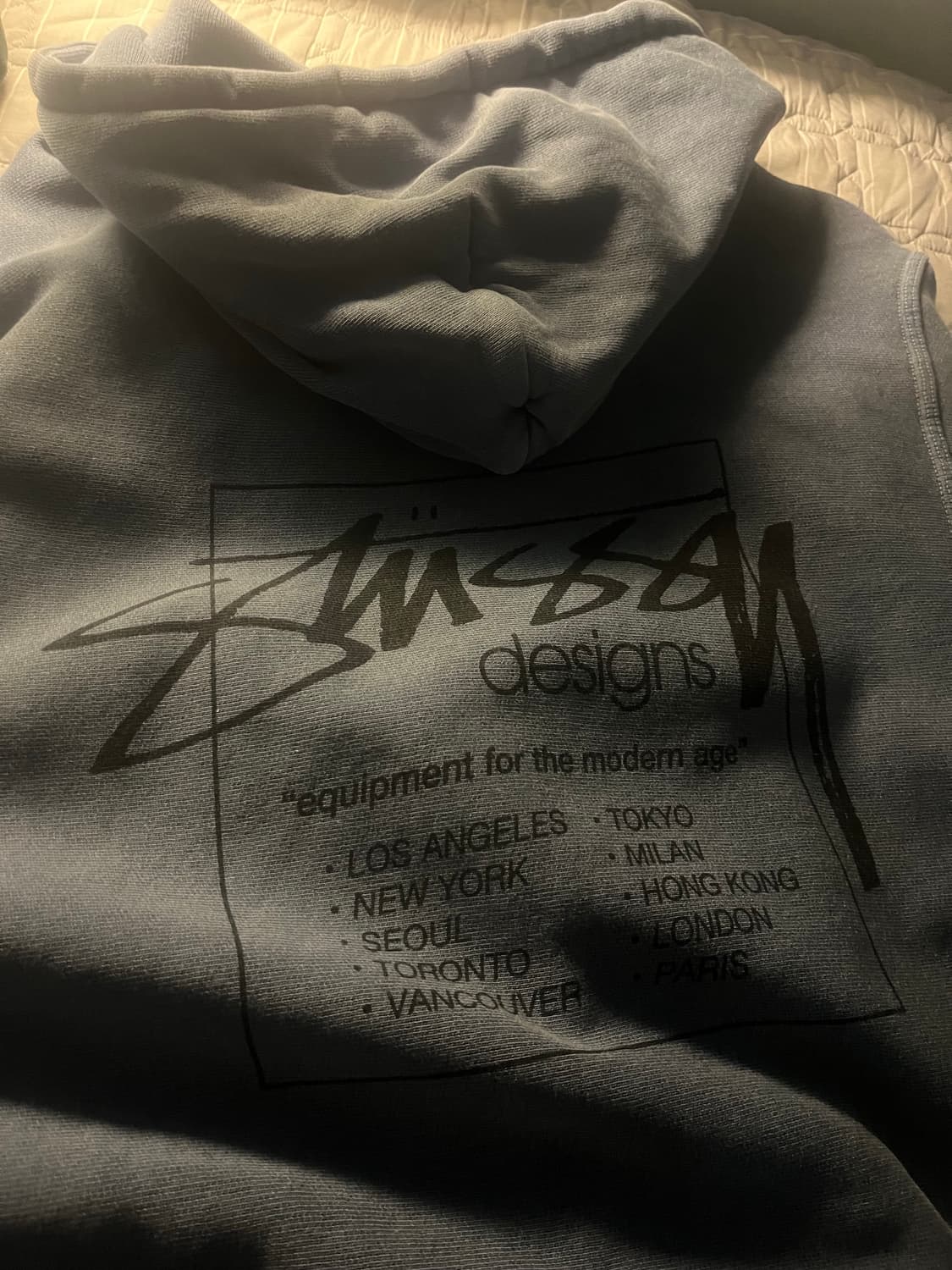 스투시 디자인후드티 L 상품이미지1