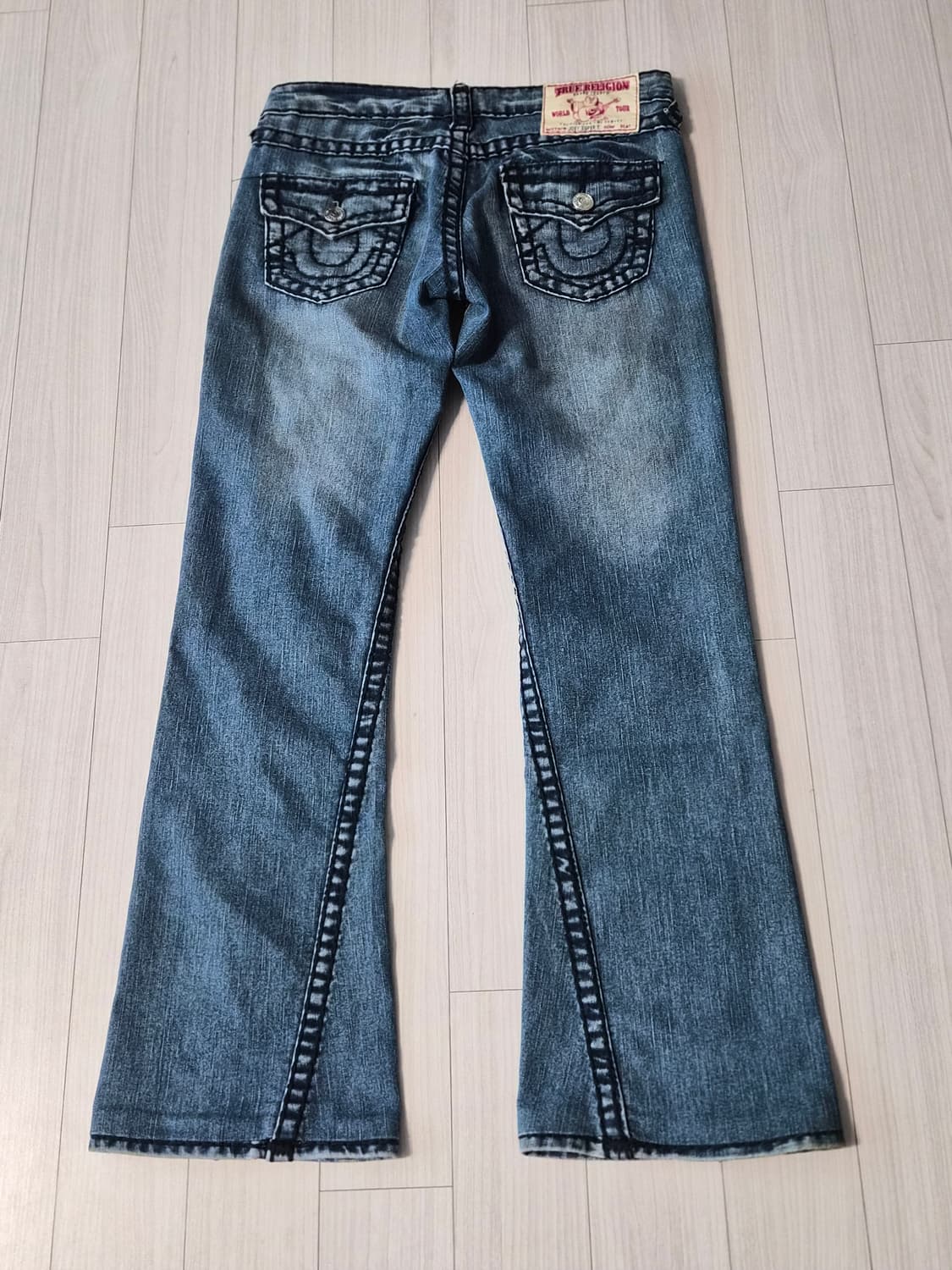 [정품] 트루릴리전 Joey 빅T 부츠컷 데님 (27사이즈) 상품이미지5