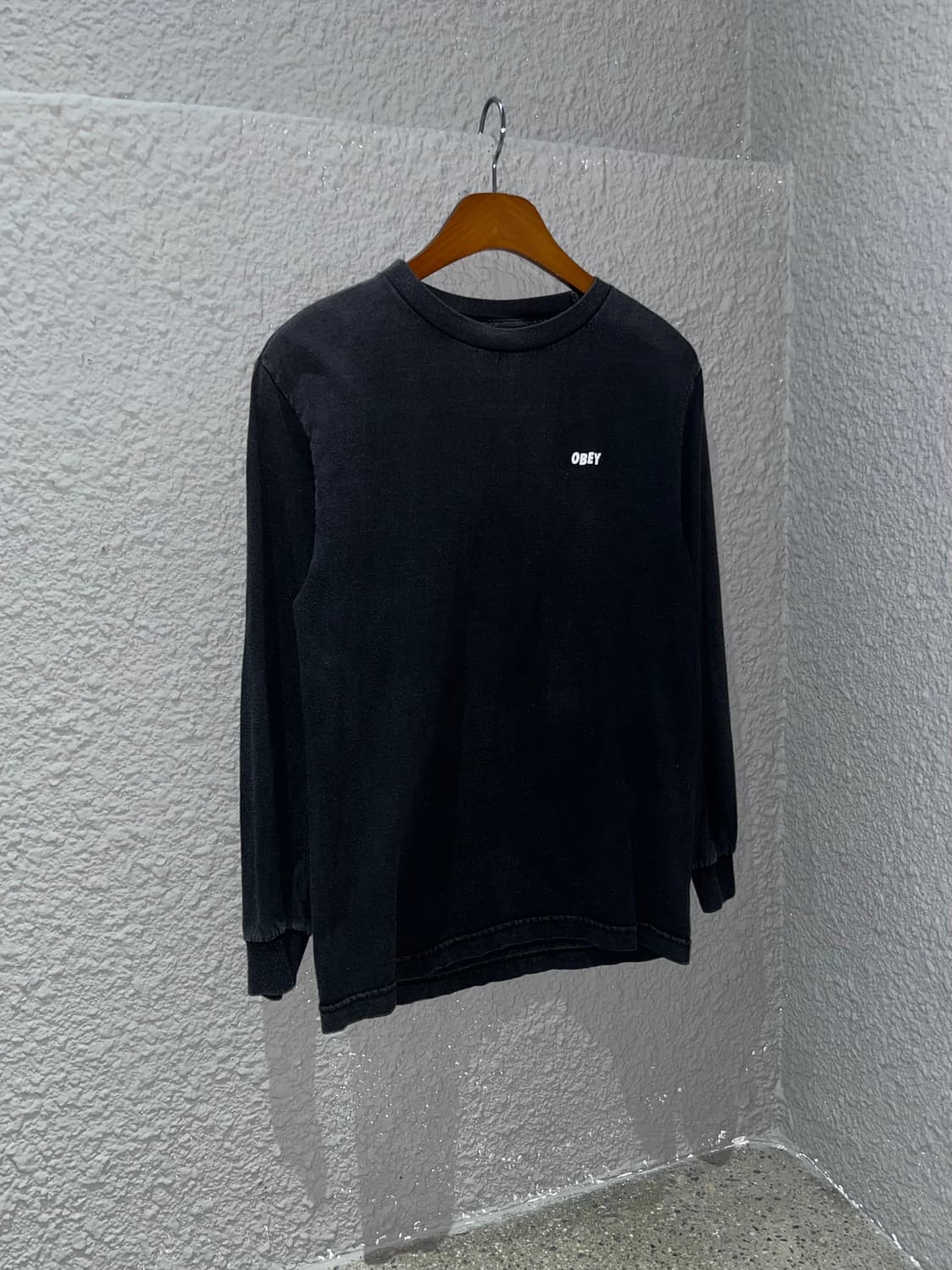 오베이 백 프린팅 롱슬리브 상품이미지2