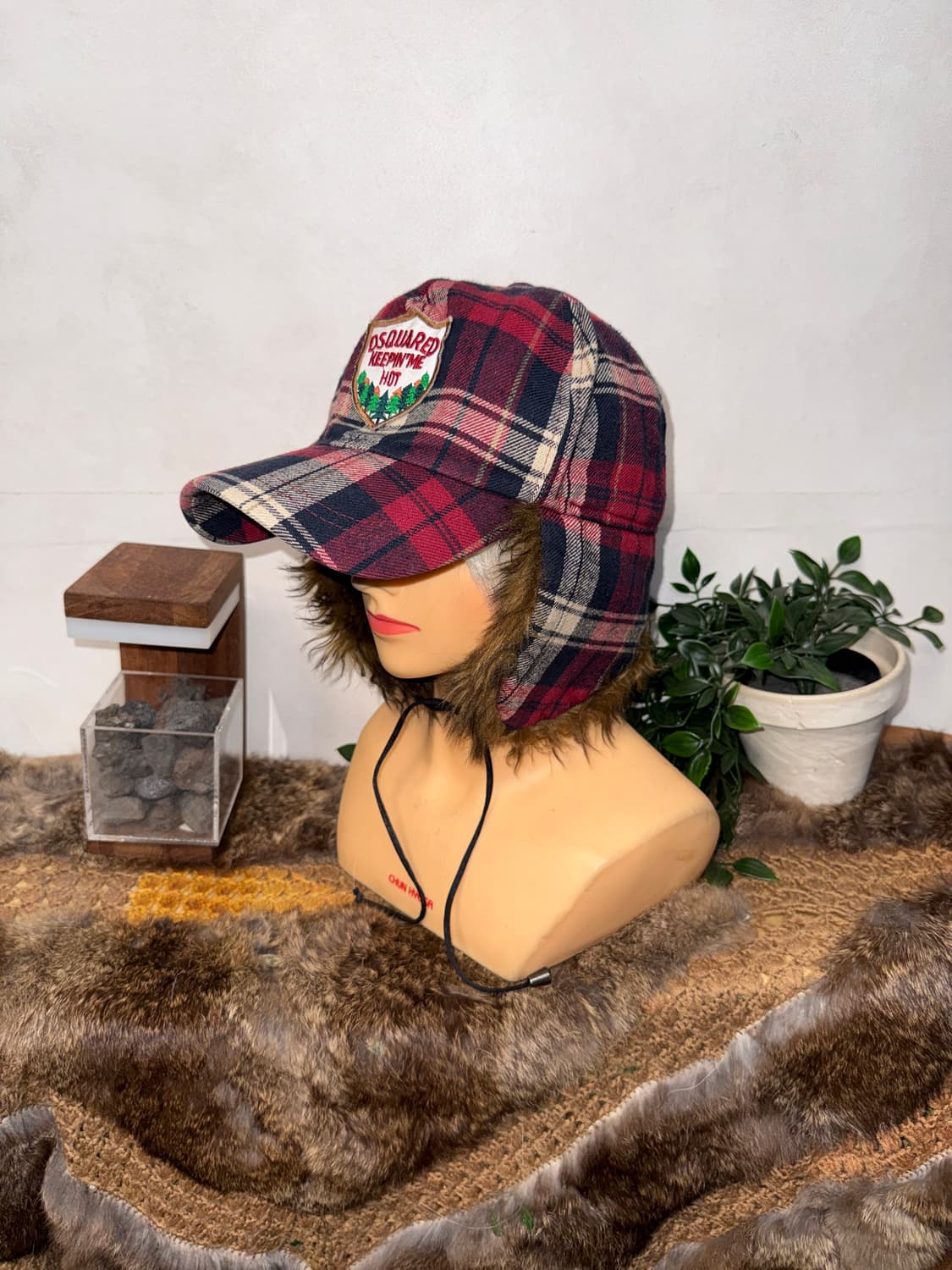 Red navy check fur trapper hat 상품이미지5