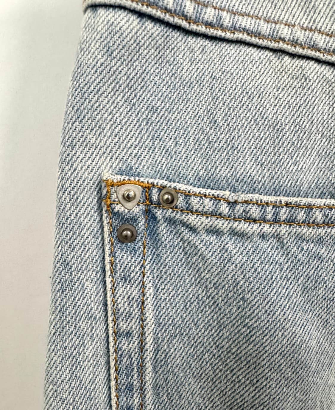 ISABEL MARANT 이자벨마랑 다트 디테일 컷오프 밑단 와이드 데님 상품이미지6