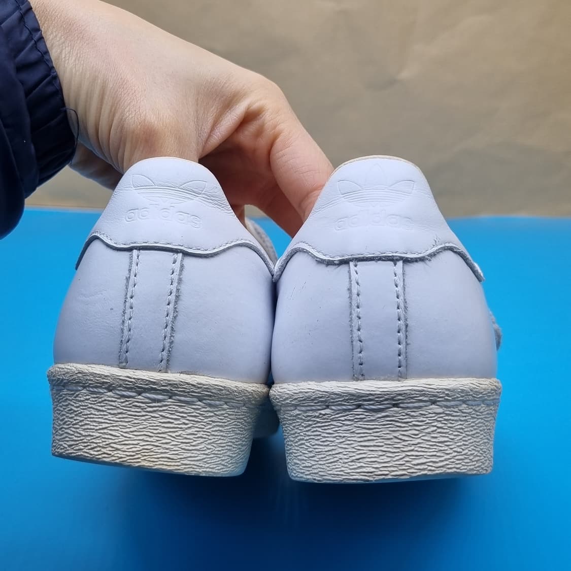 아디다스 슈퍼스타 80s 컴포트 스니커즈225 상품이미지4