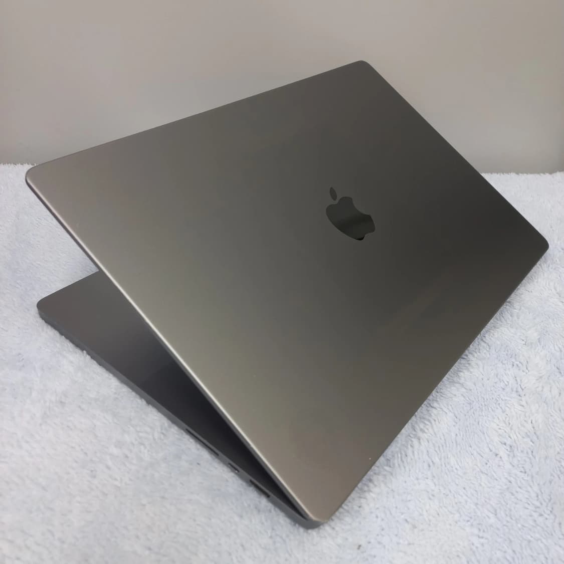 맥북프로 16인치 M1 Pro RAM 32, SSD 512 판매 합니다! 상품이미지3